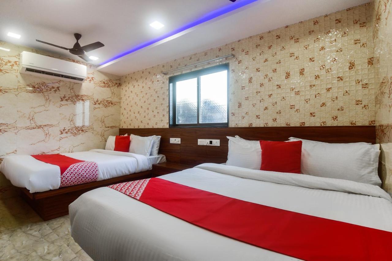 Oyo 63295 T Junction Residency Hotell Mumbai Exteriör bild