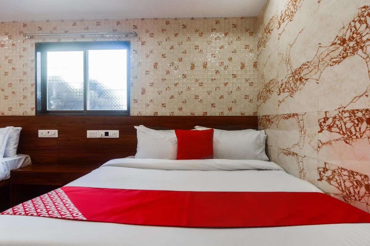 Oyo 63295 T Junction Residency Hotell Mumbai Exteriör bild