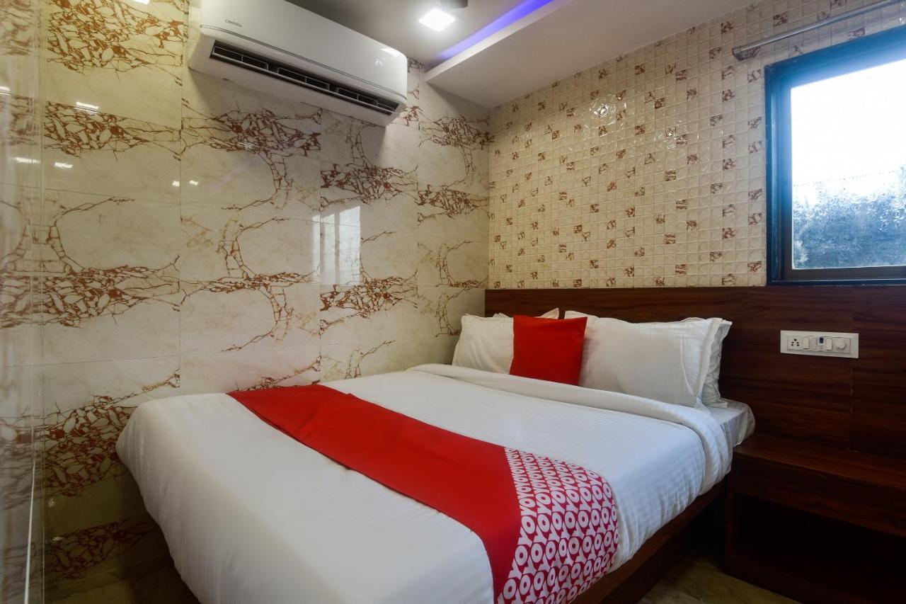 Oyo 63295 T Junction Residency Hotell Mumbai Exteriör bild